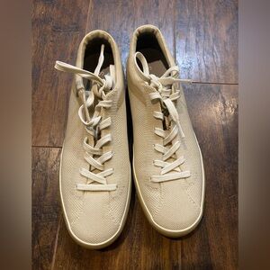 Rothy’s blonde lace ups